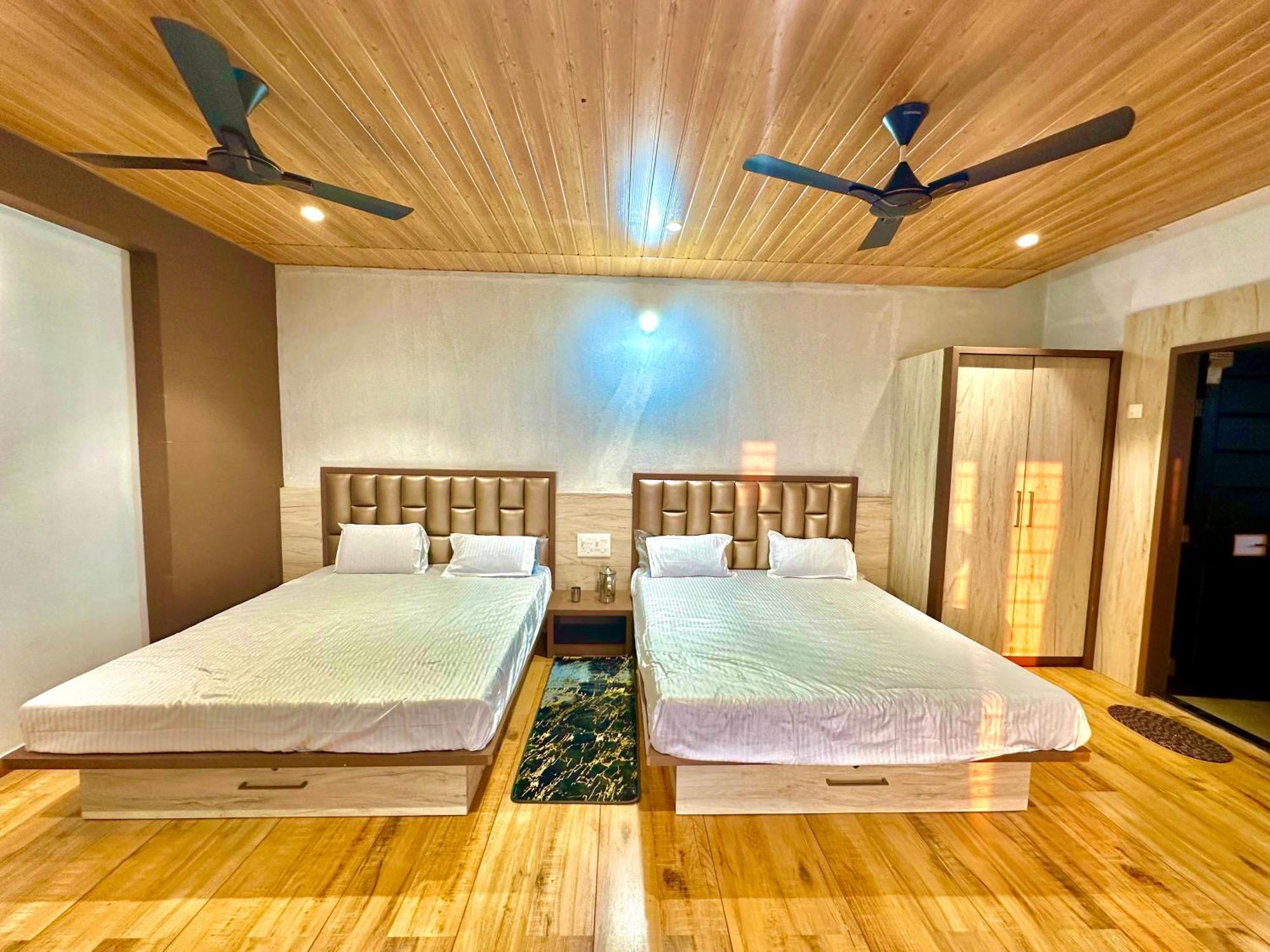 Silent Villa Valley View Room Panhāla エクステリア 写真